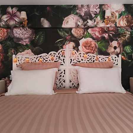 Appartement Bulle D'Antan En Coeur De Ville - Monument Classe Historique - Grand Jaccuzi กัสทร์ ภายนอก รูปภาพ